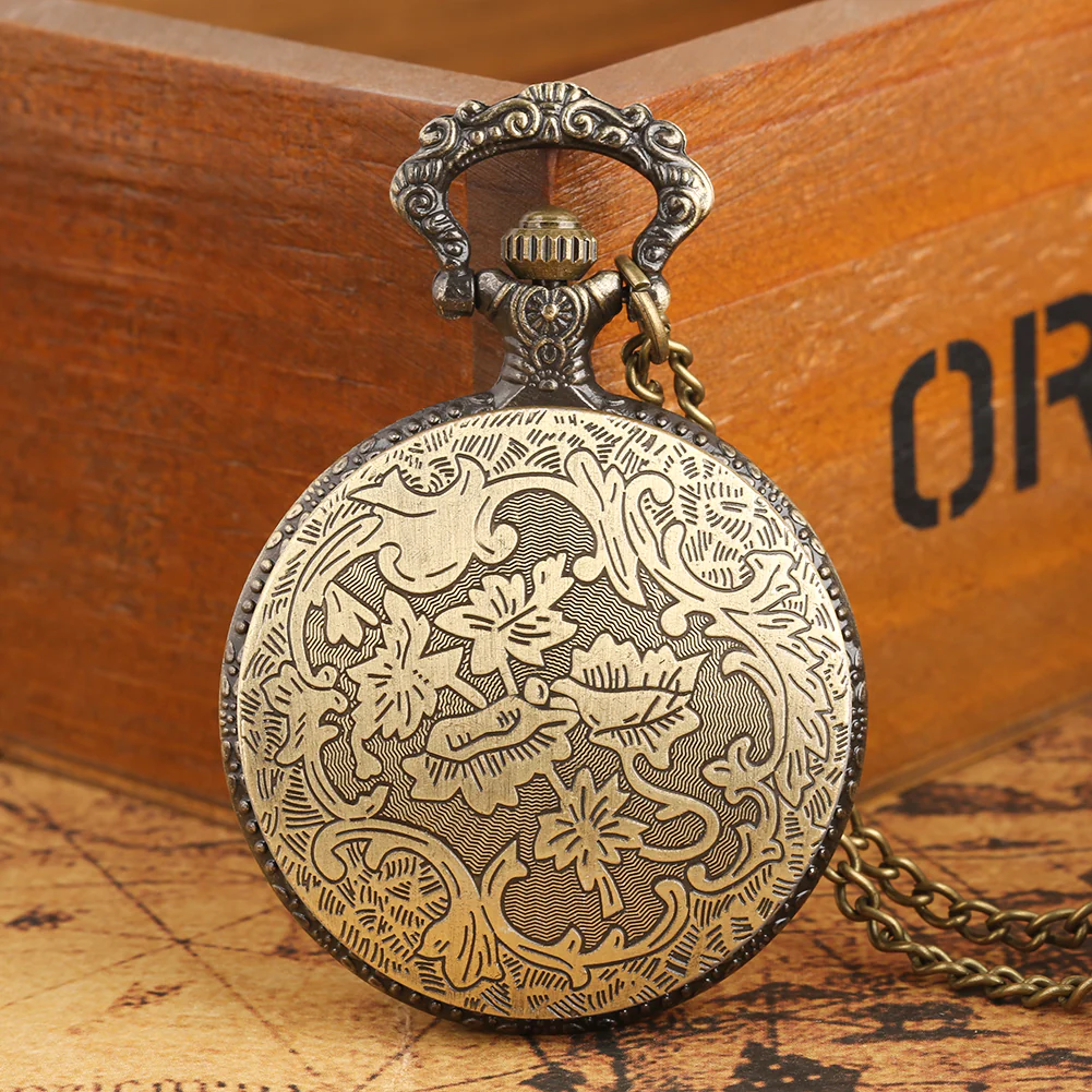 3D Spider Human Necklace Chain Clock - Image 2