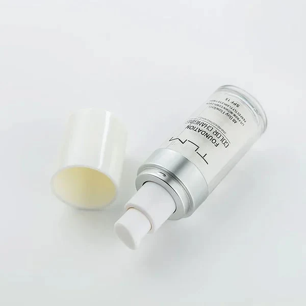 Colour Changing Mature Skin Foundation - Image 6