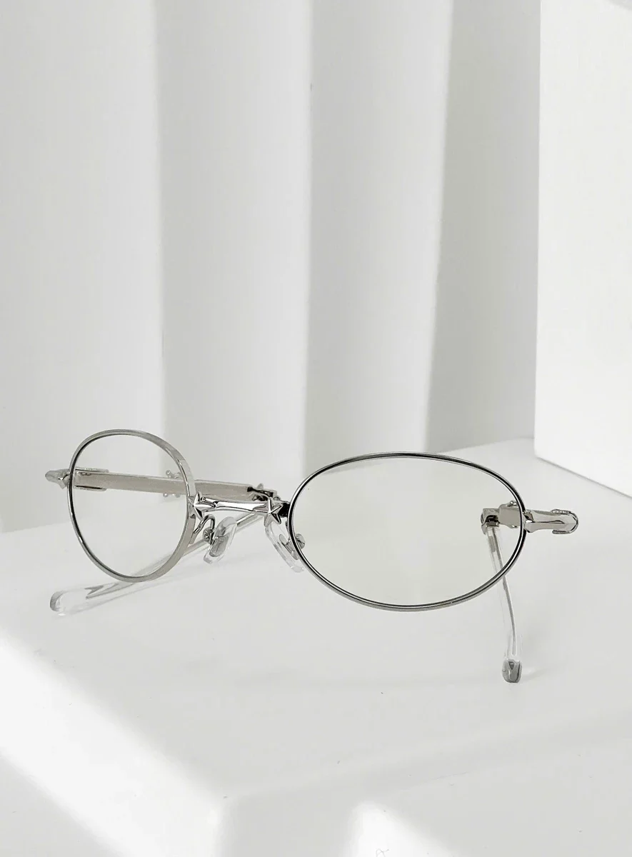 Crystal Orbit Foldable Round Glasses - Image 4