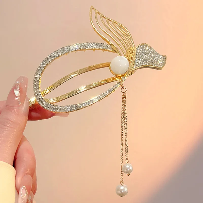 Elegant Pearl Tassel Hair Clip - Image 5