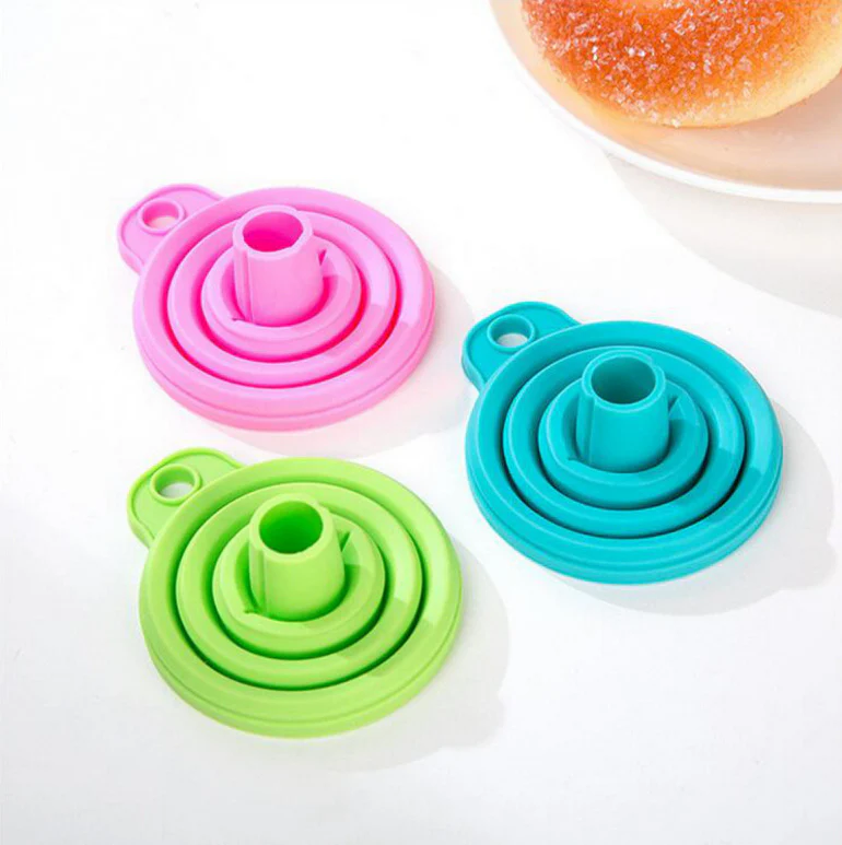 Foldable Silicone Funnel (pack of 3 ) - Image 6