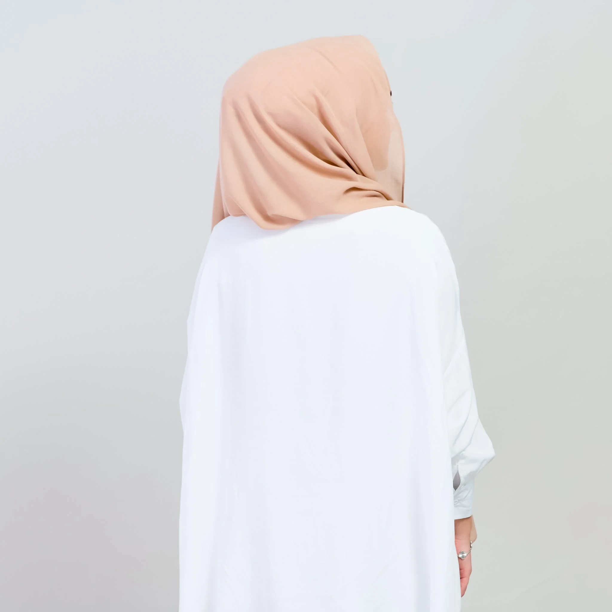 Magnetic Instant Ribbed Scarf - Image 6