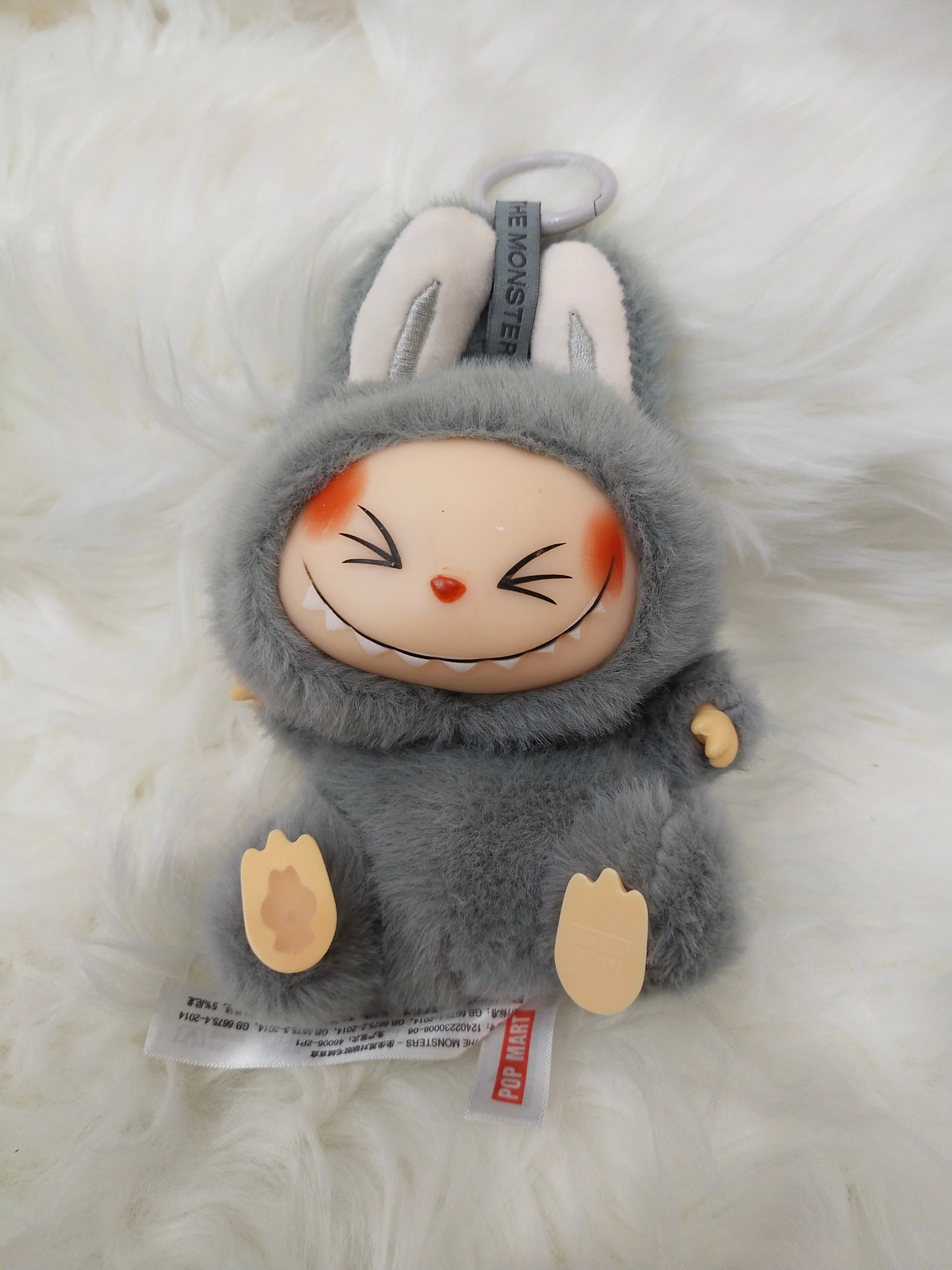 LABUBU COLLECTIBLES PLUSH DOLL KEYCHAIN - Image 8