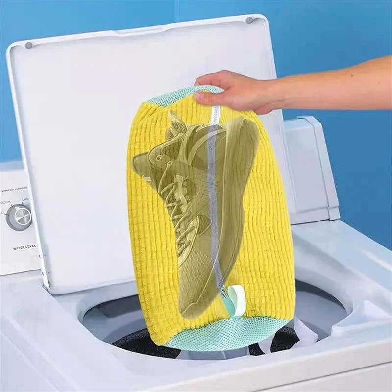 Lazy Fluffy Shoes Laundry Wash Bag - Image 2