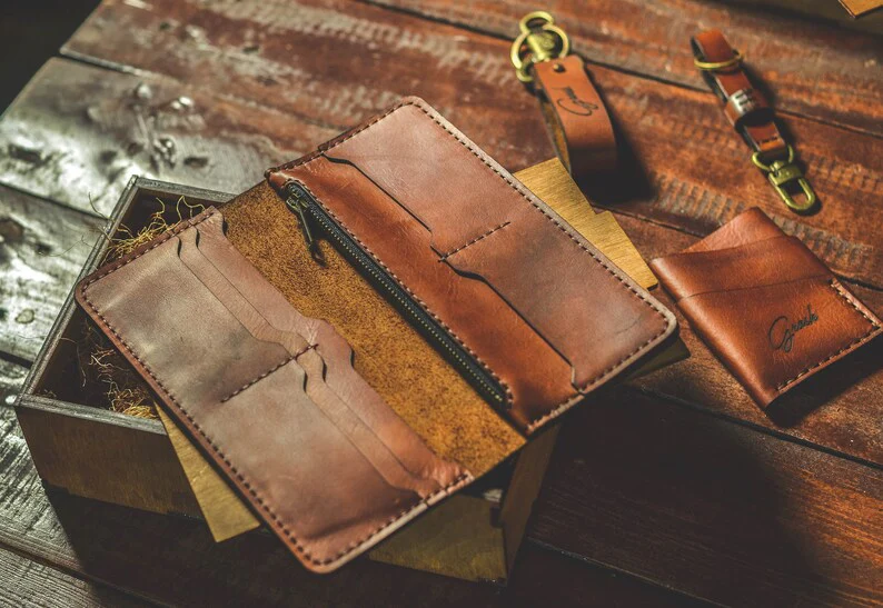 Long personalized Leather Wallet for men - Image 4