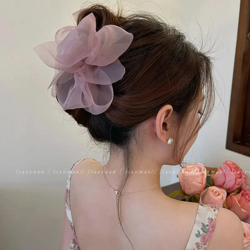 Mesh Bowtie Grip Clip for Women - Image 3