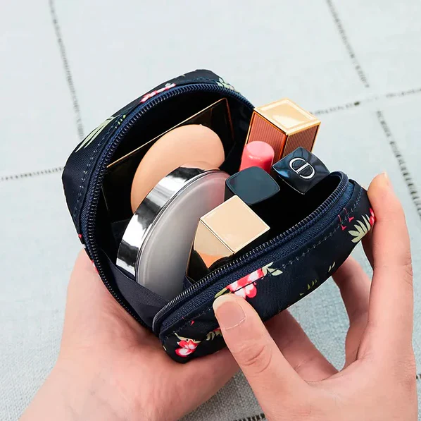Mini Makeup Organizer - Image 5