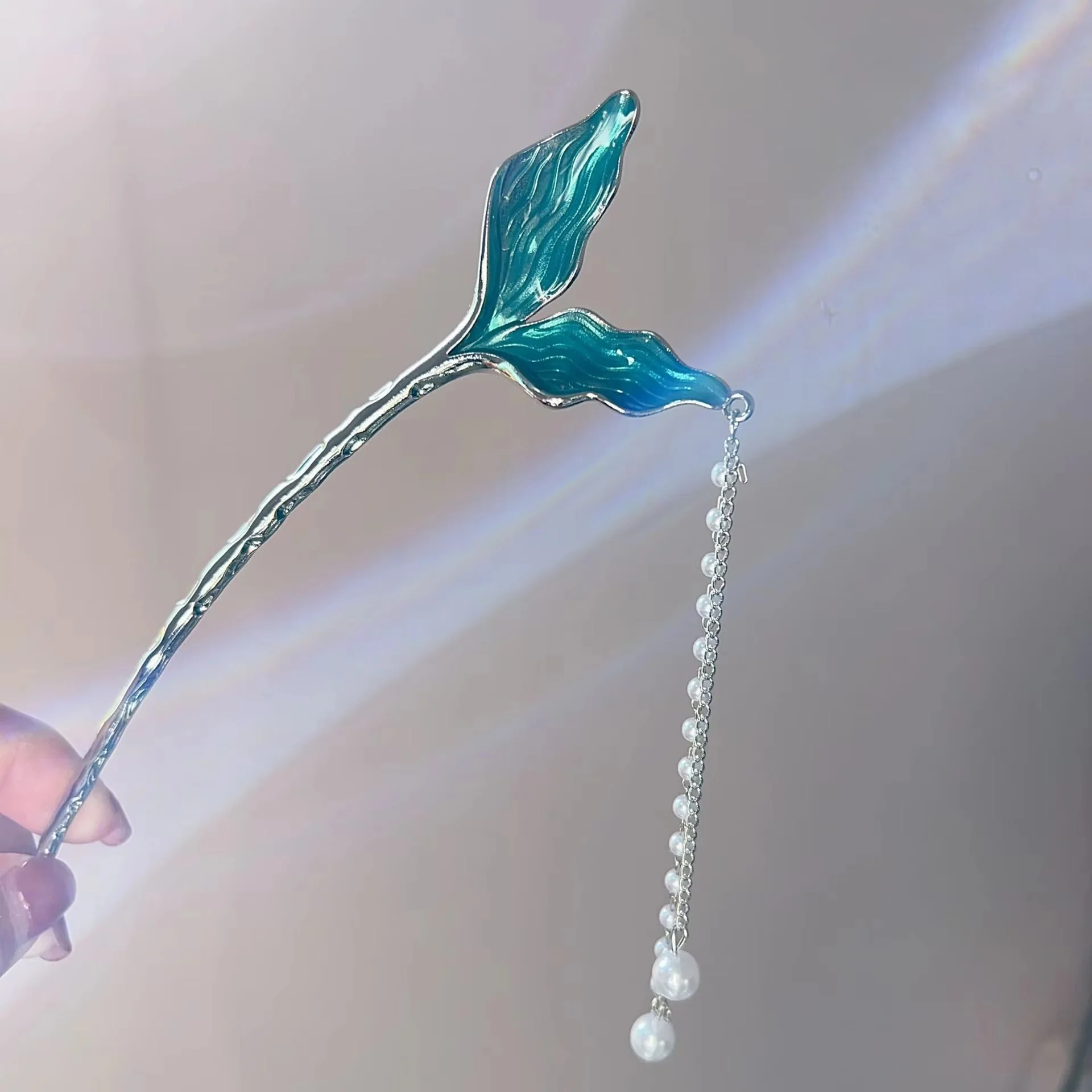 Pearl Mermaid Tail Hair Pins π§π½ββοΈ - Image 3