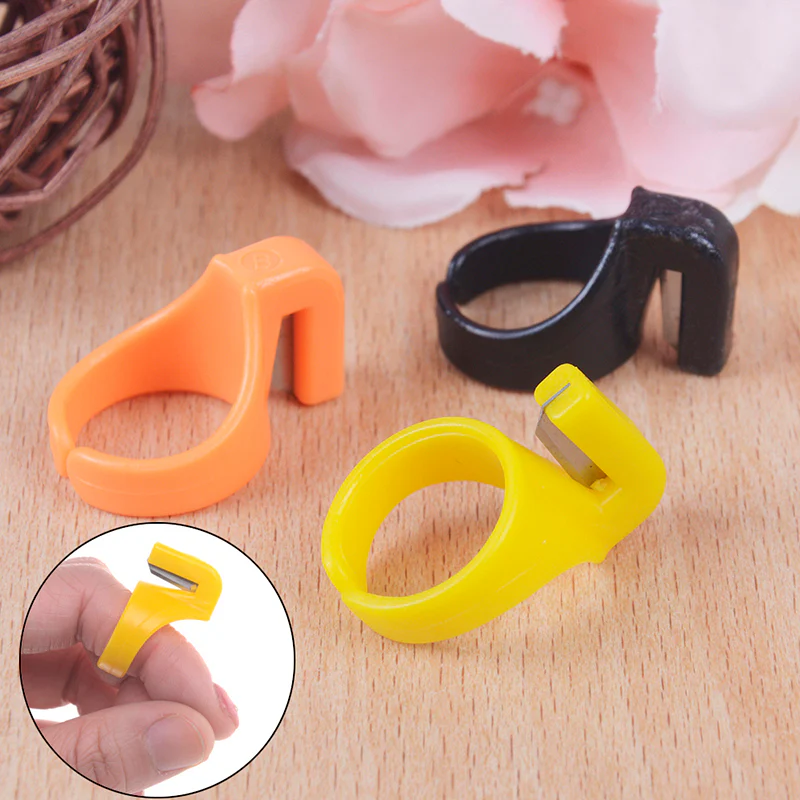 Plastic Sewing Thimble Ring - Image 3