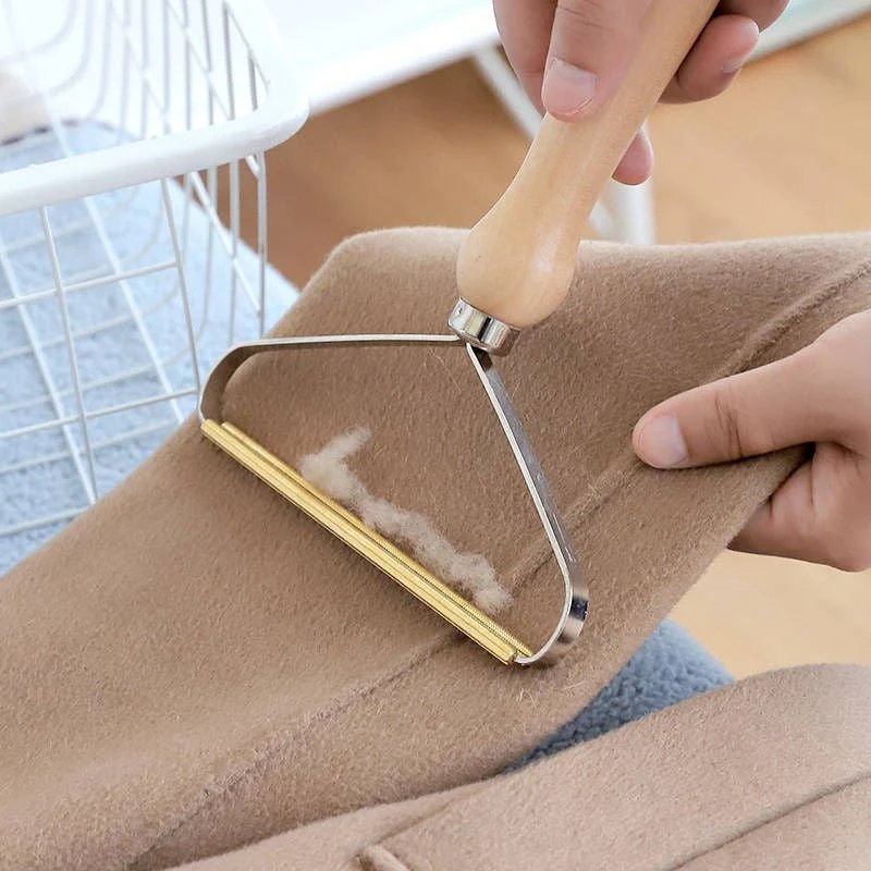 Portable Lint Remover - Image 3