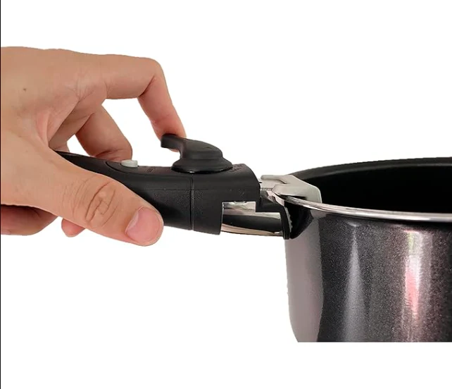 Removable Lock & Unlock Pot Holder - Image 4