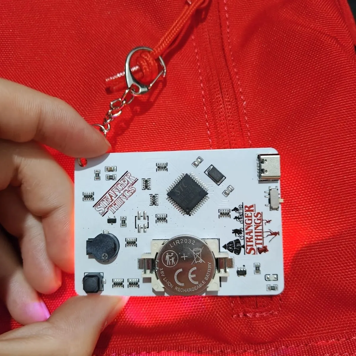 Stranger Things Run Card Keychain - Image 4