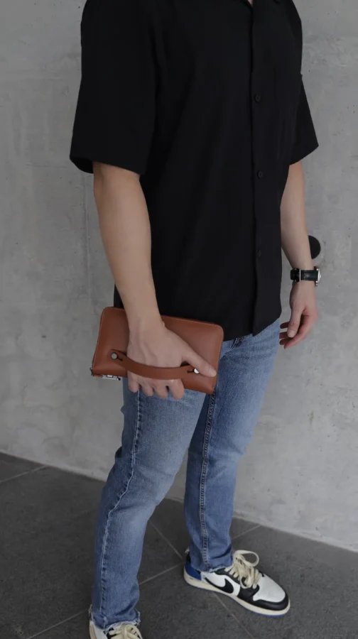 Specter Travel Wallet - Image 6