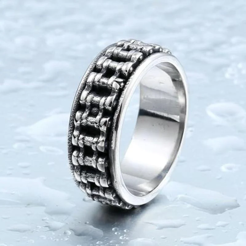 Stylish Chain Fidget Ring - Image 4