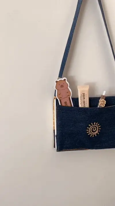 Travel Essential Denim Book bag - Image 3